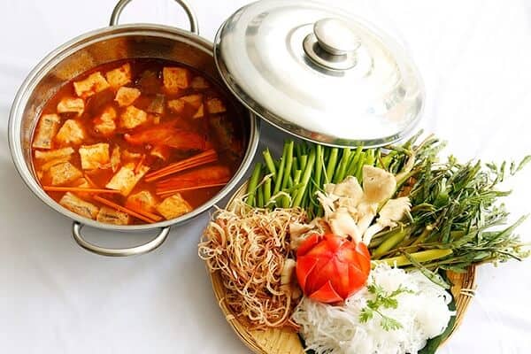 Lẩu Thái Chay tại cơm chay Hoa Sen - một quán chay Vũng Tàu cực ngon Lẩu Thái Chay tại cơm chay Hoa Sen - một quán chay Vũng Tàu cực ngon