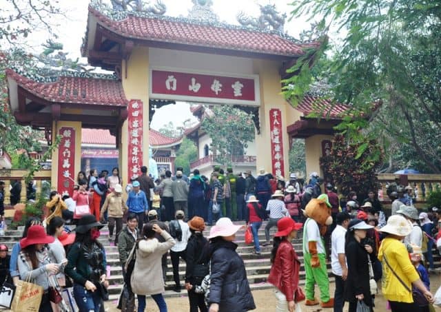 Lễ hội ở chùa Ông Núi