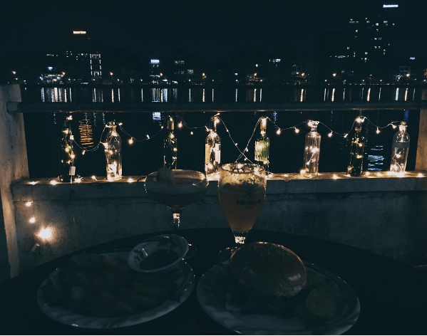 các quán bar bình dân ở Hà Nội