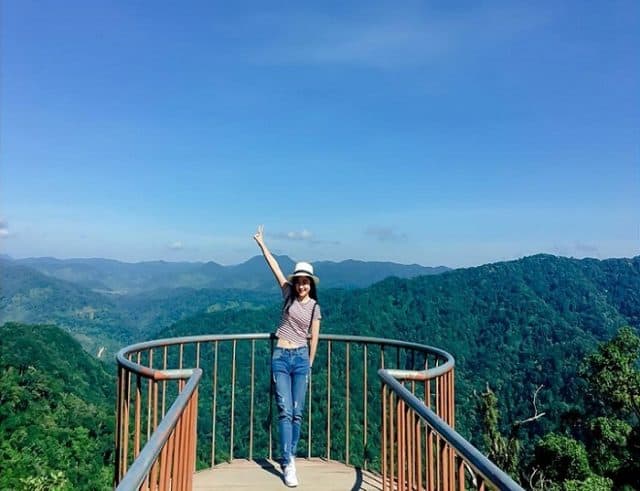 Rủ nhau đi "Săn mây" ở góc ban công giữa trời Tây Giang Quảng Nam