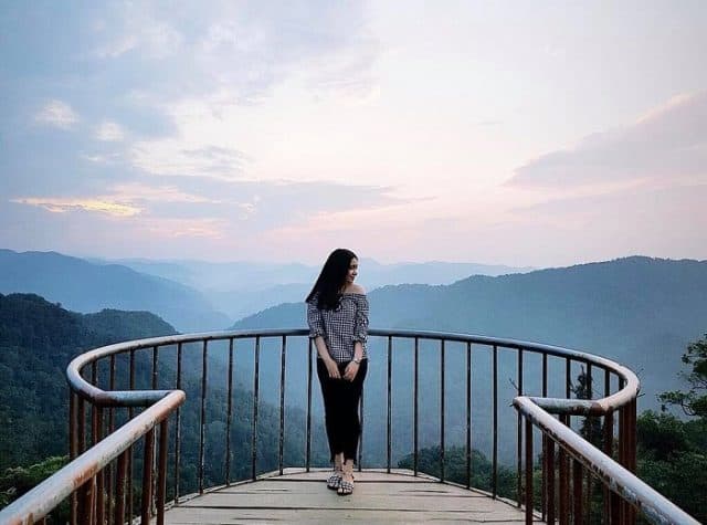 Rủ nhau đi "Săn mây" ở góc ban công giữa trời Tây Giang Quảng Nam