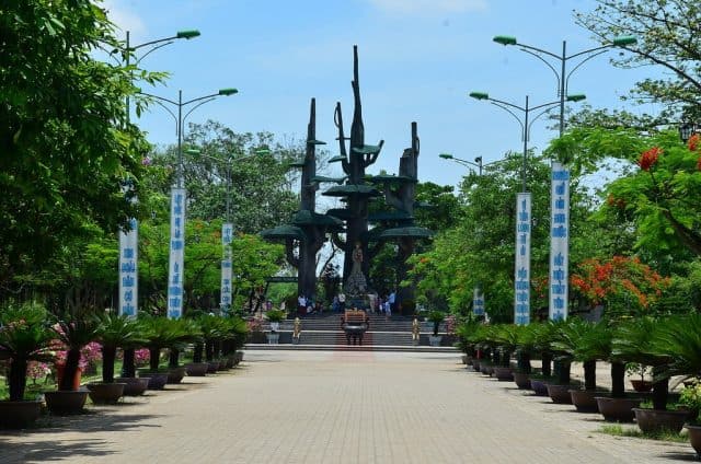 Ghé thăm Thánh địa La Vang - Lắng nghe sự tích Đức Mẹ hiển linh