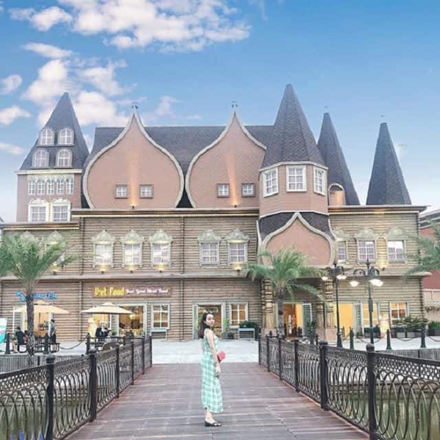 Bến Cảng Giao Thoa - Phiên bản "sông Venice Ý" tại Vinpearl Nam Hội An
