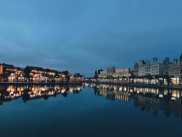 Bến Cảng Giao Thoa - Phiên bản "sông Venice Ý" tại Vinpearl Nam Hội An