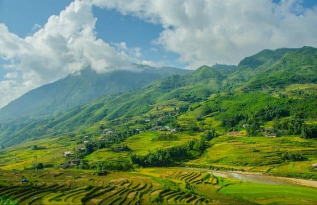 Vẻ đẹp thơ mộng của thung lũng Mường Hoa (ảnh ST)
